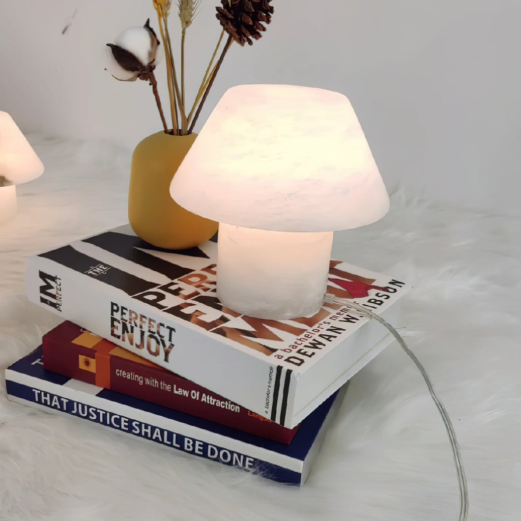 Monastisk bordslampa i alabaster | Ormexis
