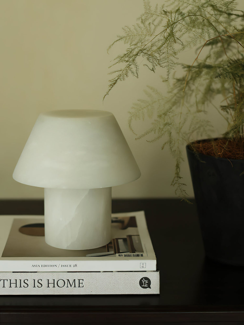 Monastisk bordslampa i alabaster | Ormexis