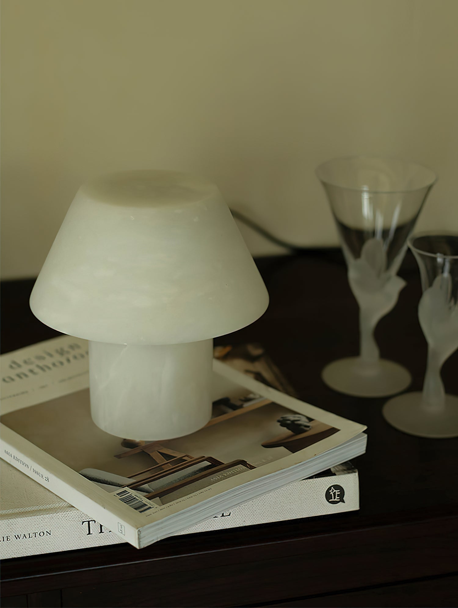 Monastisk bordslampa i alabaster | Ormexis