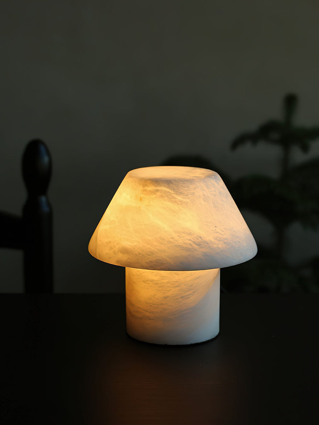 Monastisk bordslampa i alabaster | Ormexis