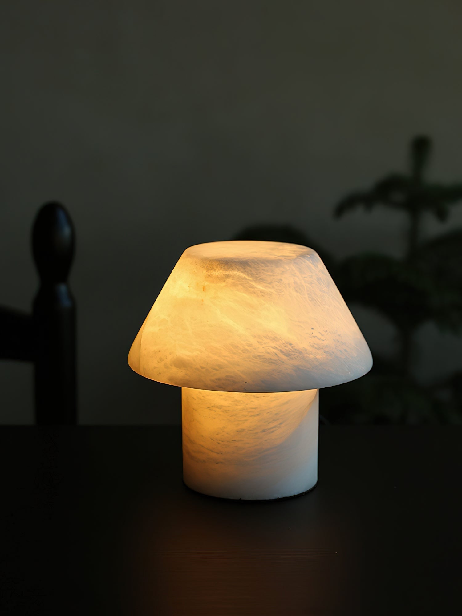 Monastisk bordslampa i alabaster | Ormexis