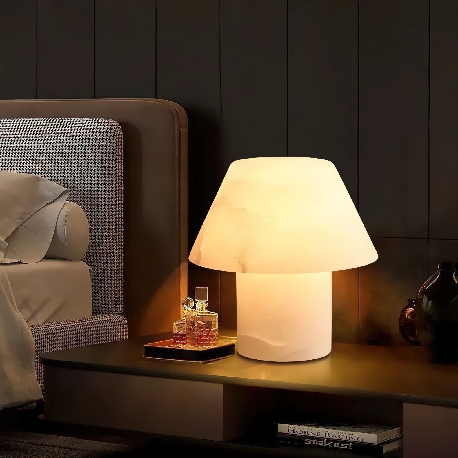 Monastisk bordslampa i alabaster | Ormexis