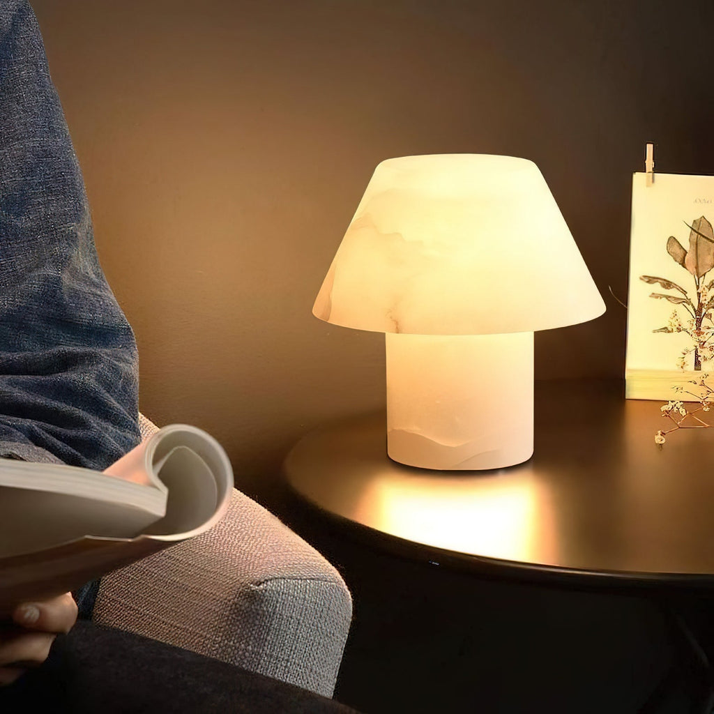 Monastisk bordslampa i alabaster | Ormexis