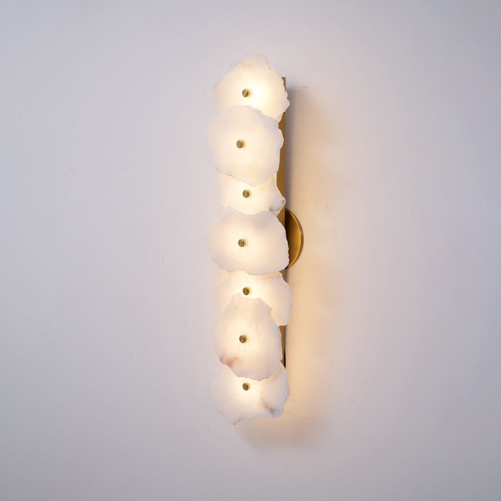Elegant Gold Alabaster LED Wall Mount Light | Ormexis