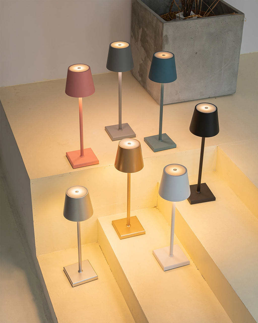 Regent Brass Table Lamp | Ormexis