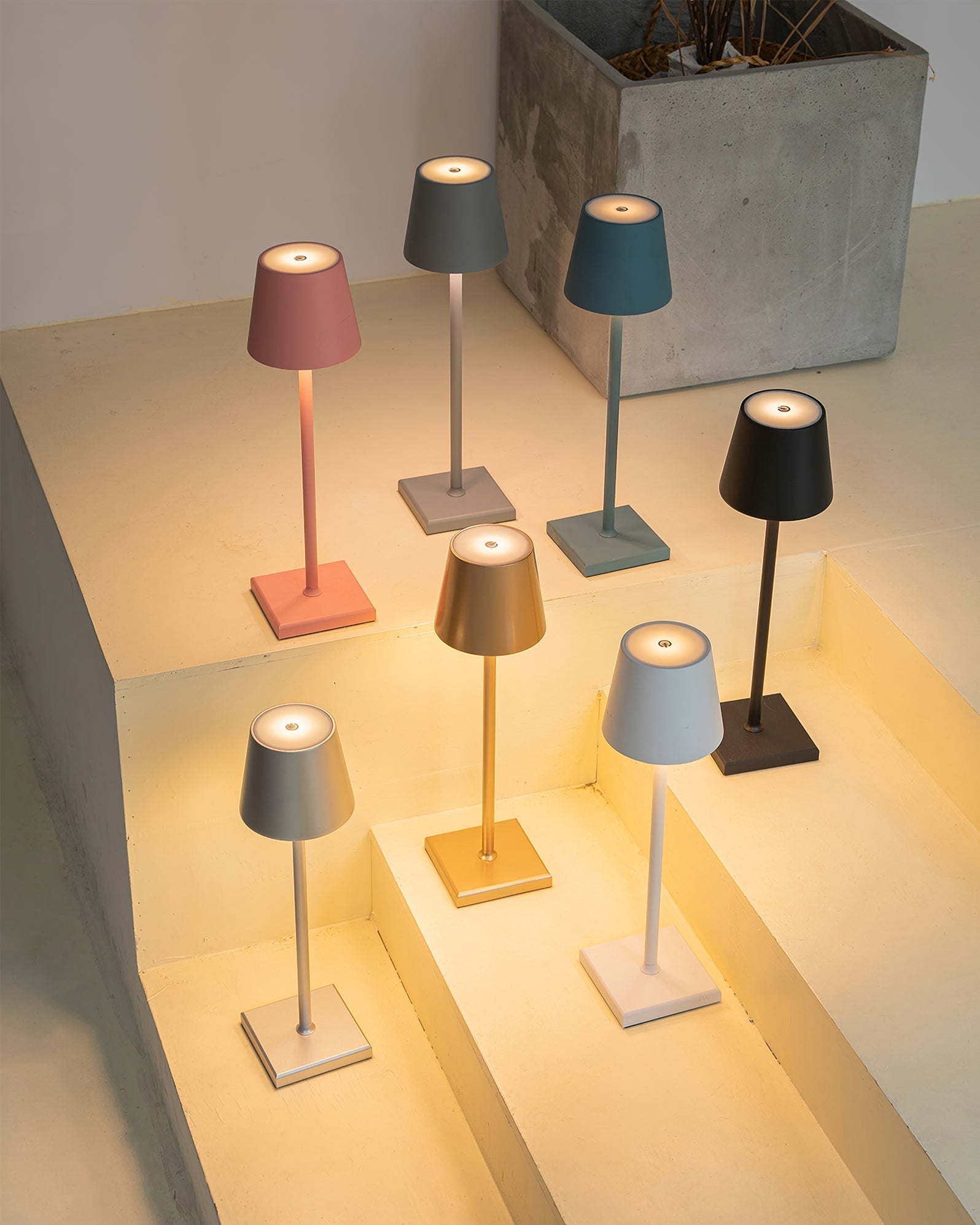 Regent Brass Table Lamp | Ormexis