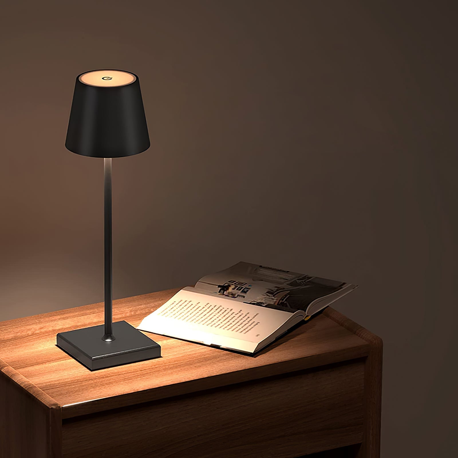 Regent Brass Table Lamp | Ormexis