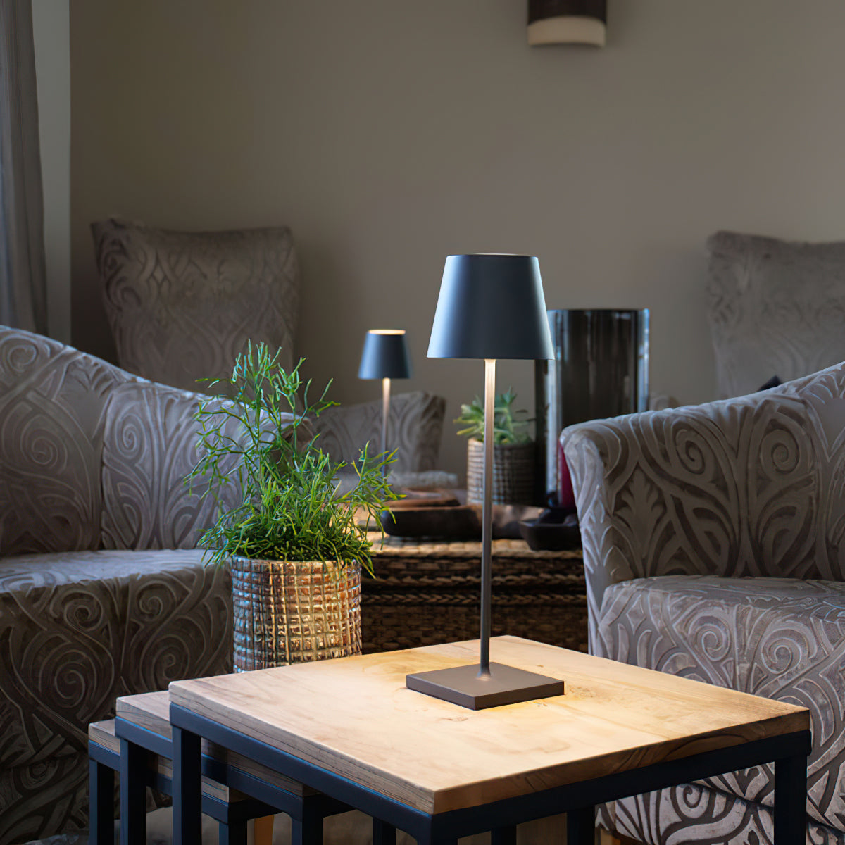 Regent Brass Table Lamp | Ormexis
