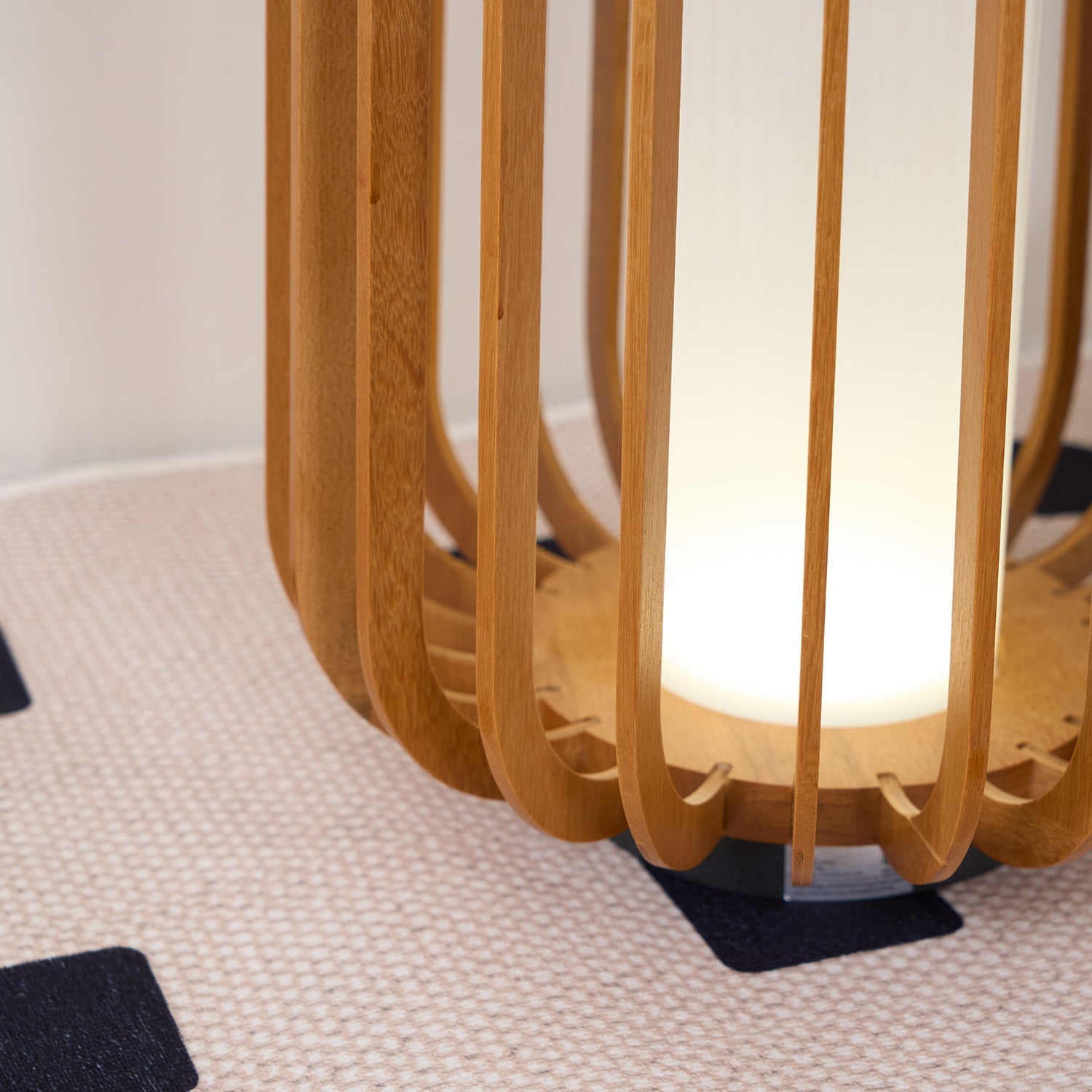 Havenwood Glow Lantern | Ormexis