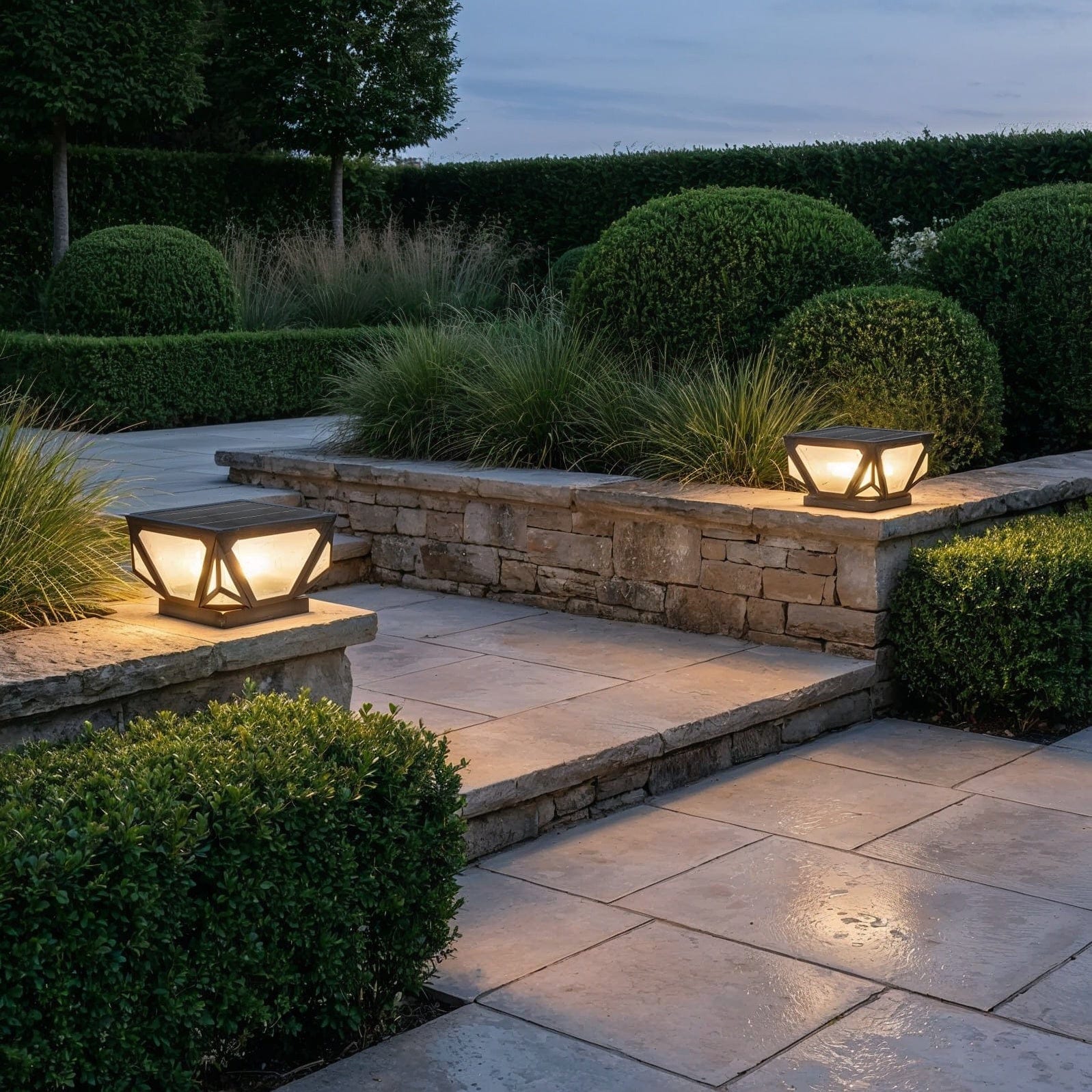 Veltrique Geometric Gate Pillar Light | Ormexis