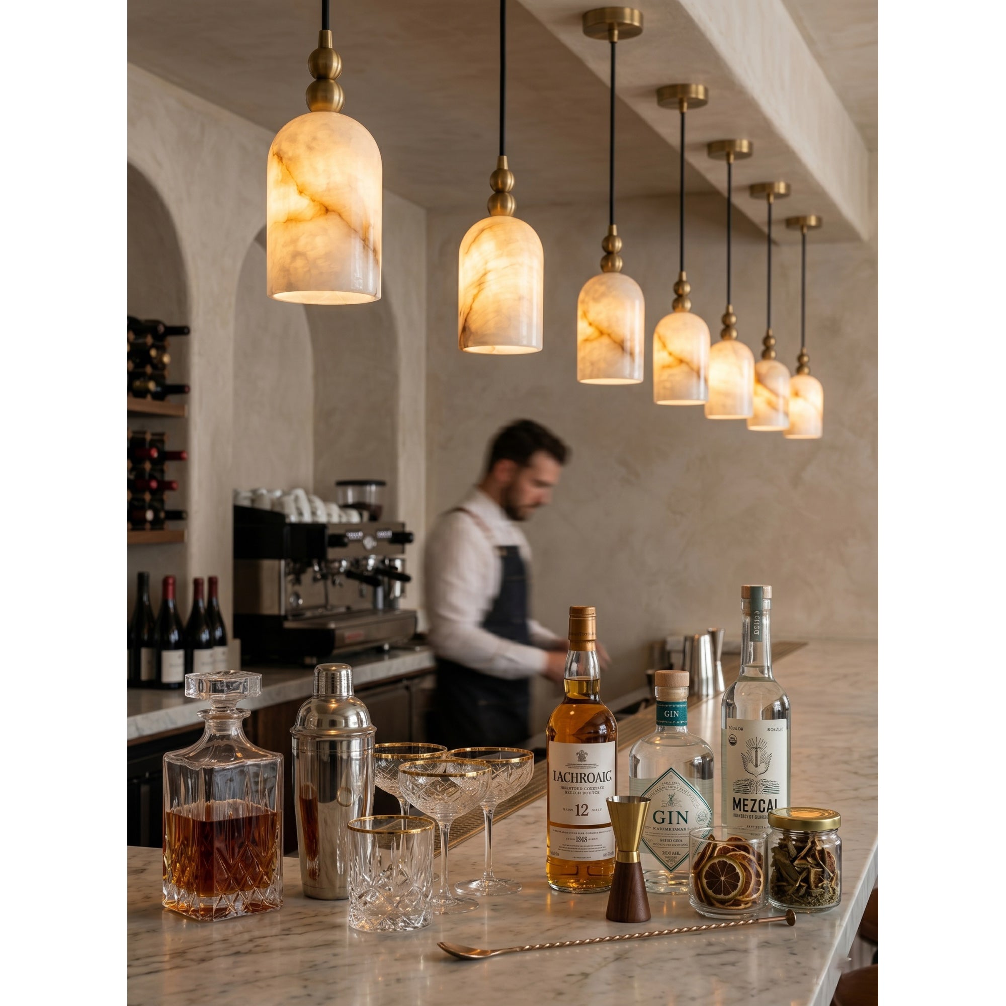 Lille cylindrisk pendellampe i alabast | Ormexis