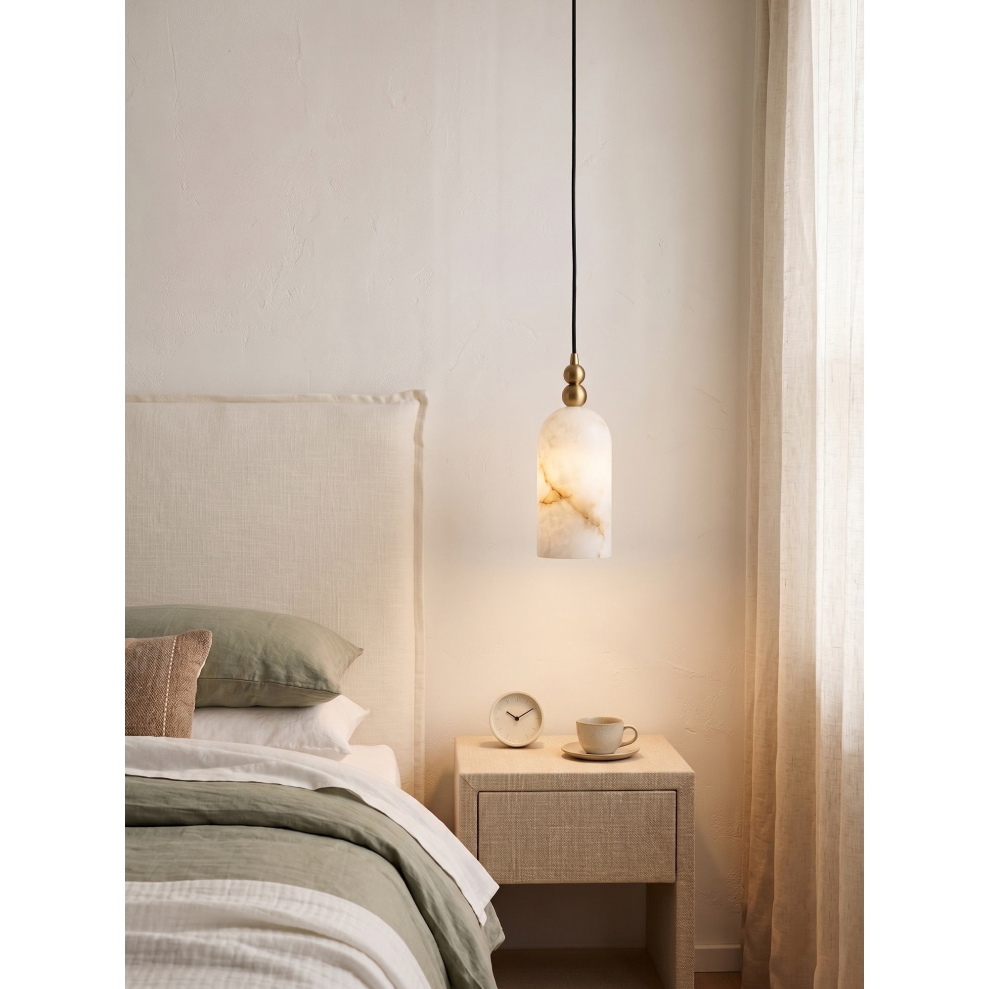 Lille cylindrisk pendellampe i alabast | Ormexis