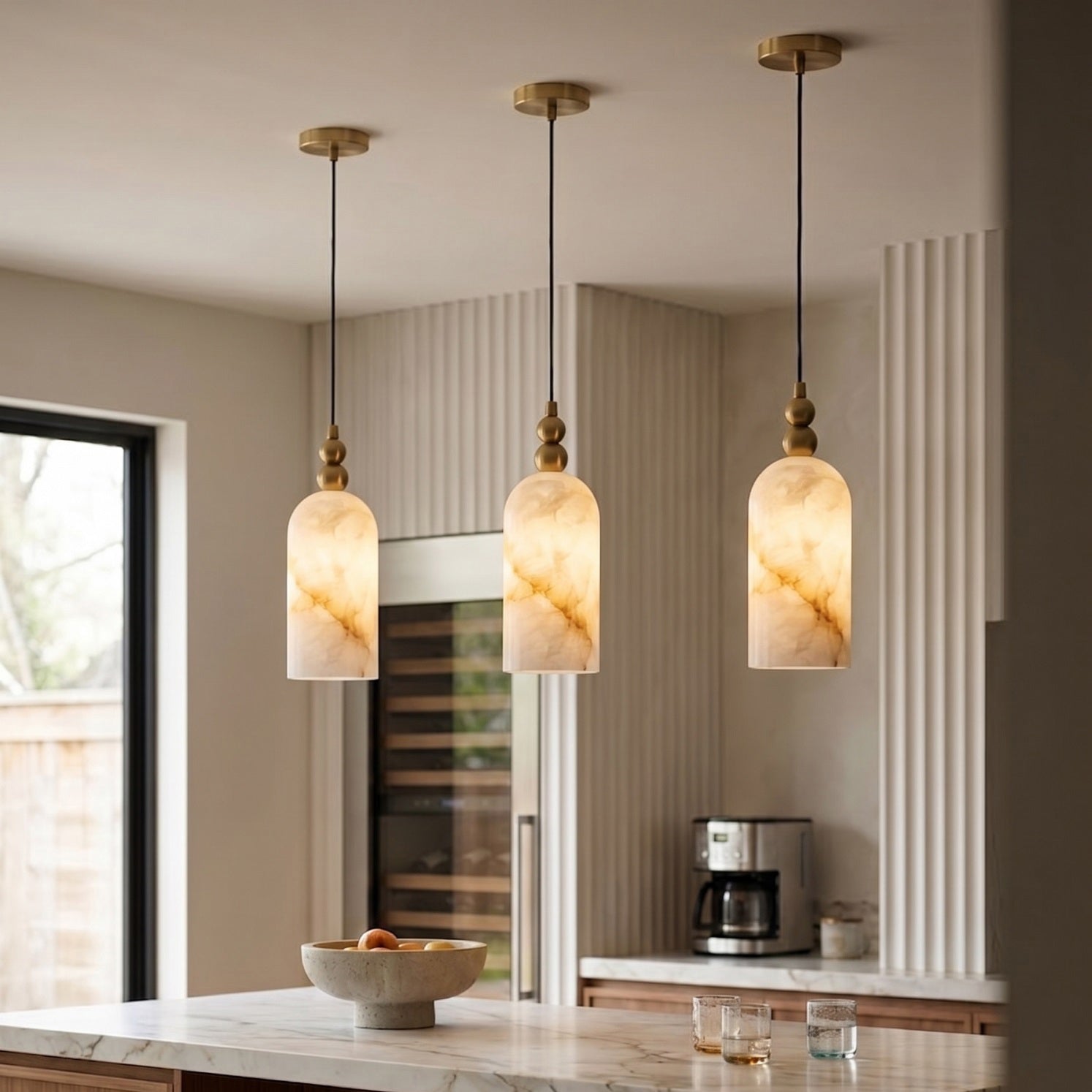 Lille cylindrisk pendellampe i alabast | Ormexis