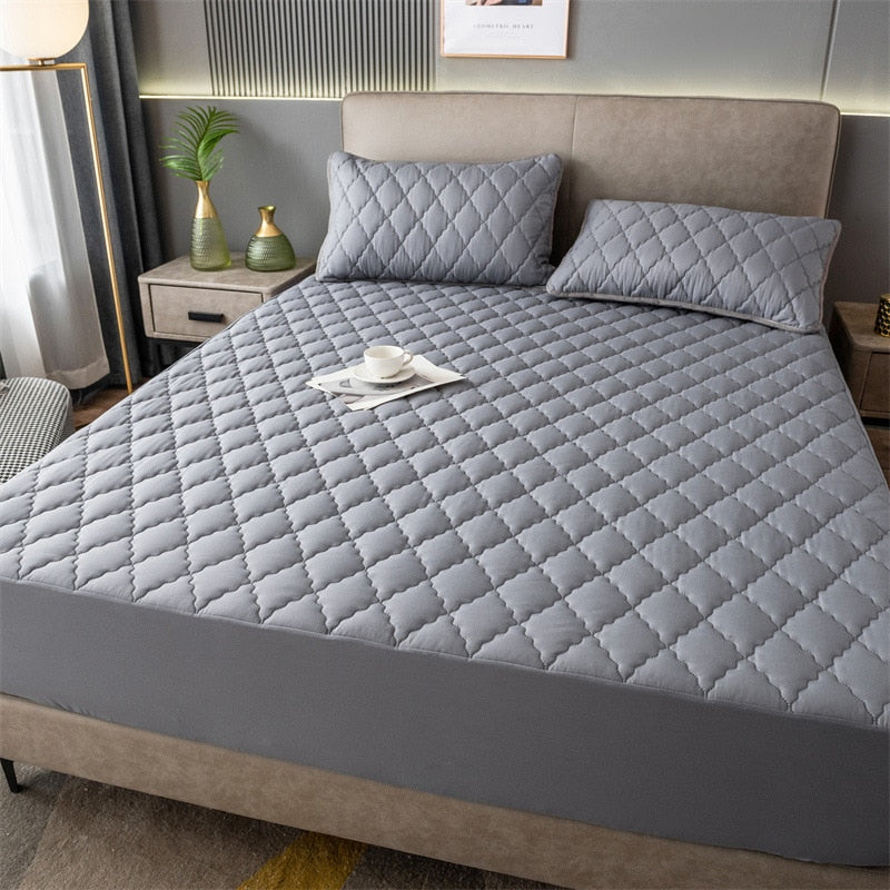 Waterproof Mattress Protector With Anti-Slip Design For Maximum Mattress Protection