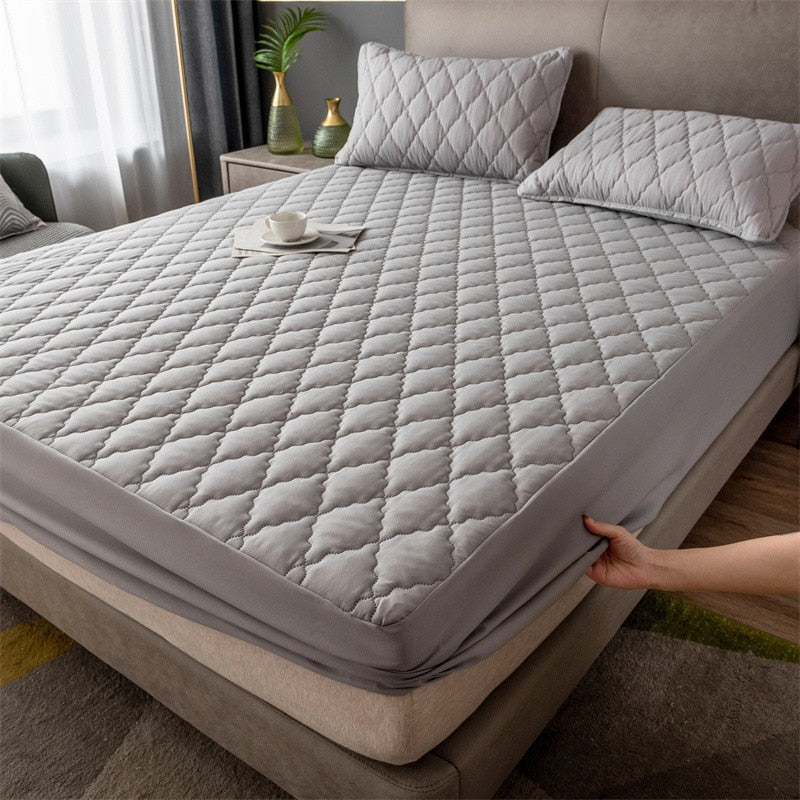 Waterproof Mattress Protector With Anti-Slip Design For Maximum Mattress Protection