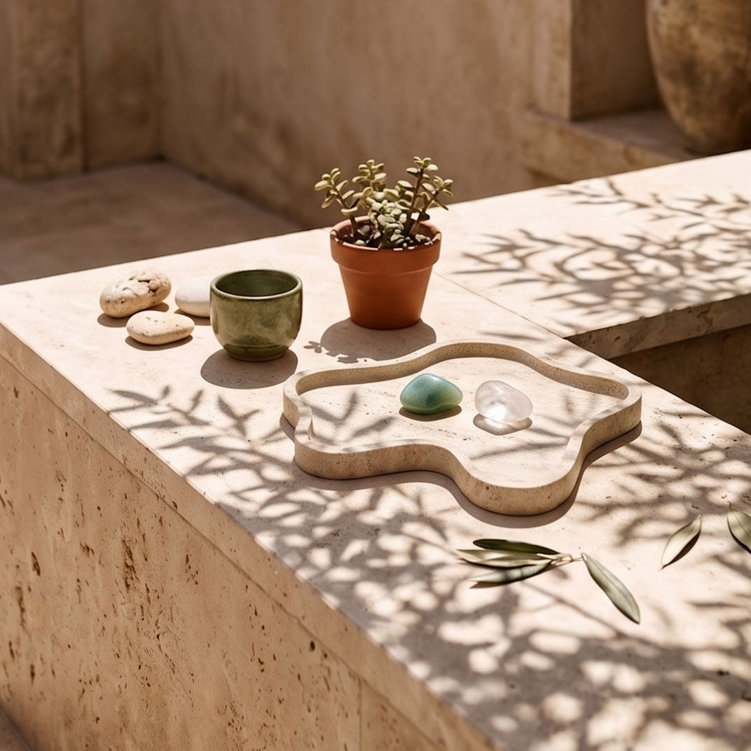Wavy Edge Stone Catchall Tray | Ormexis