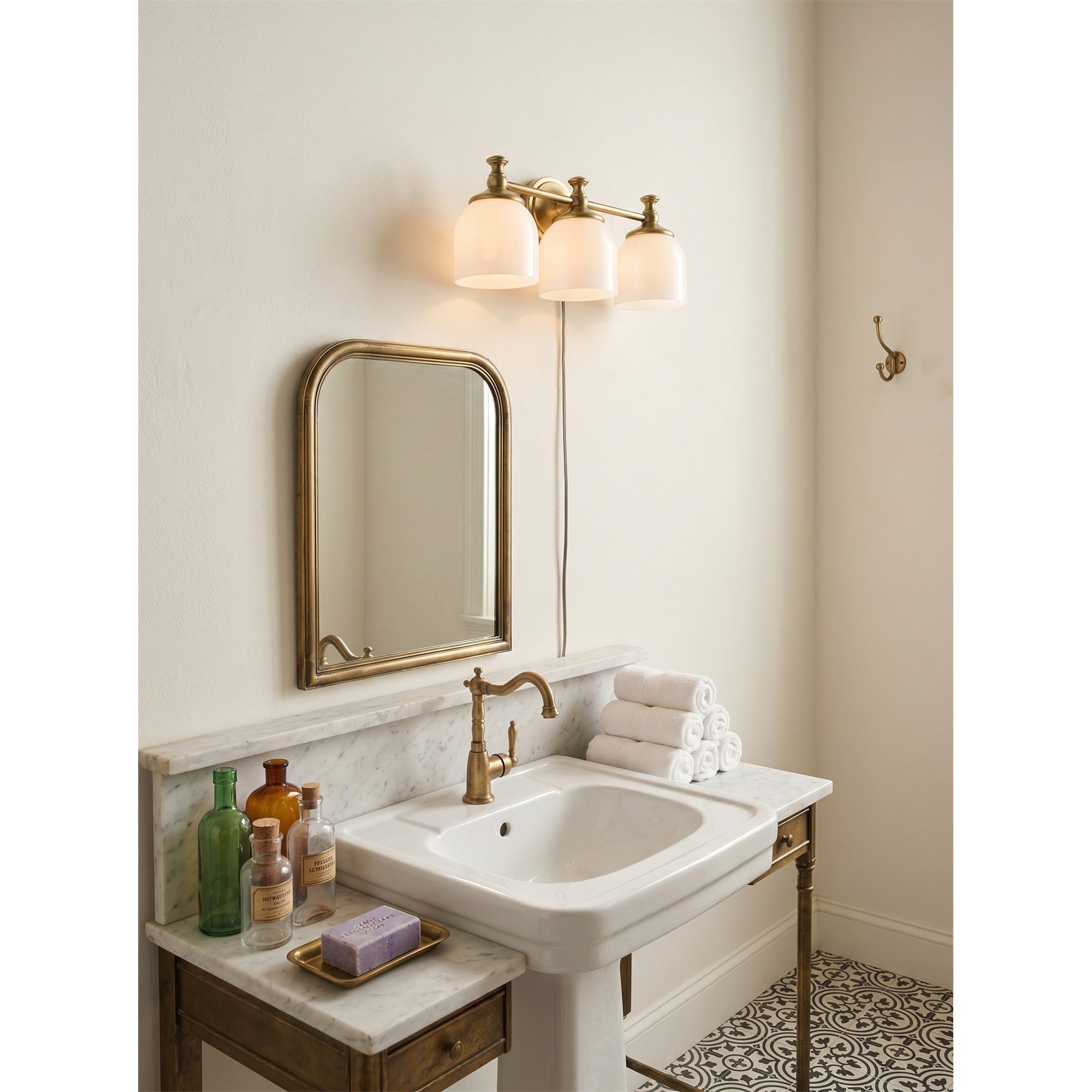 White Glass Plug-in Wall Sconce | Ormexis