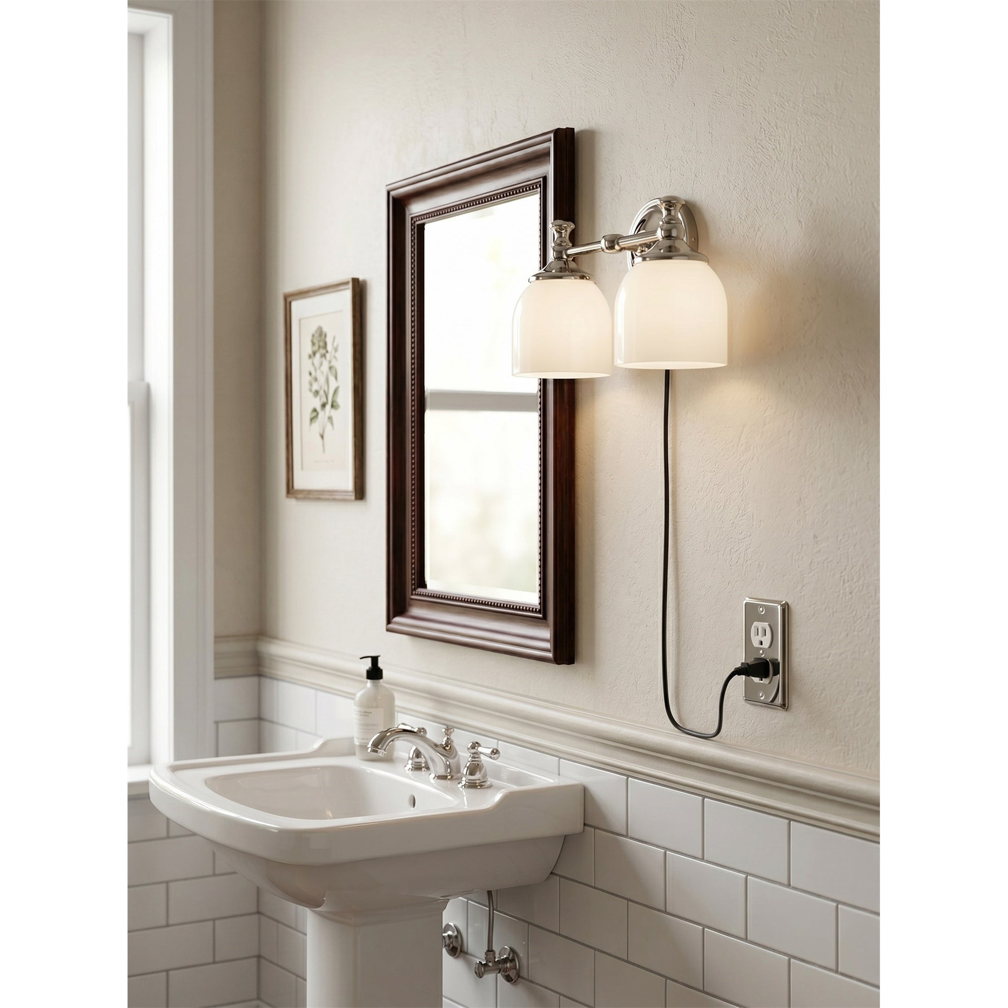 White Glass Plug-in Wall Sconce | Ormexis