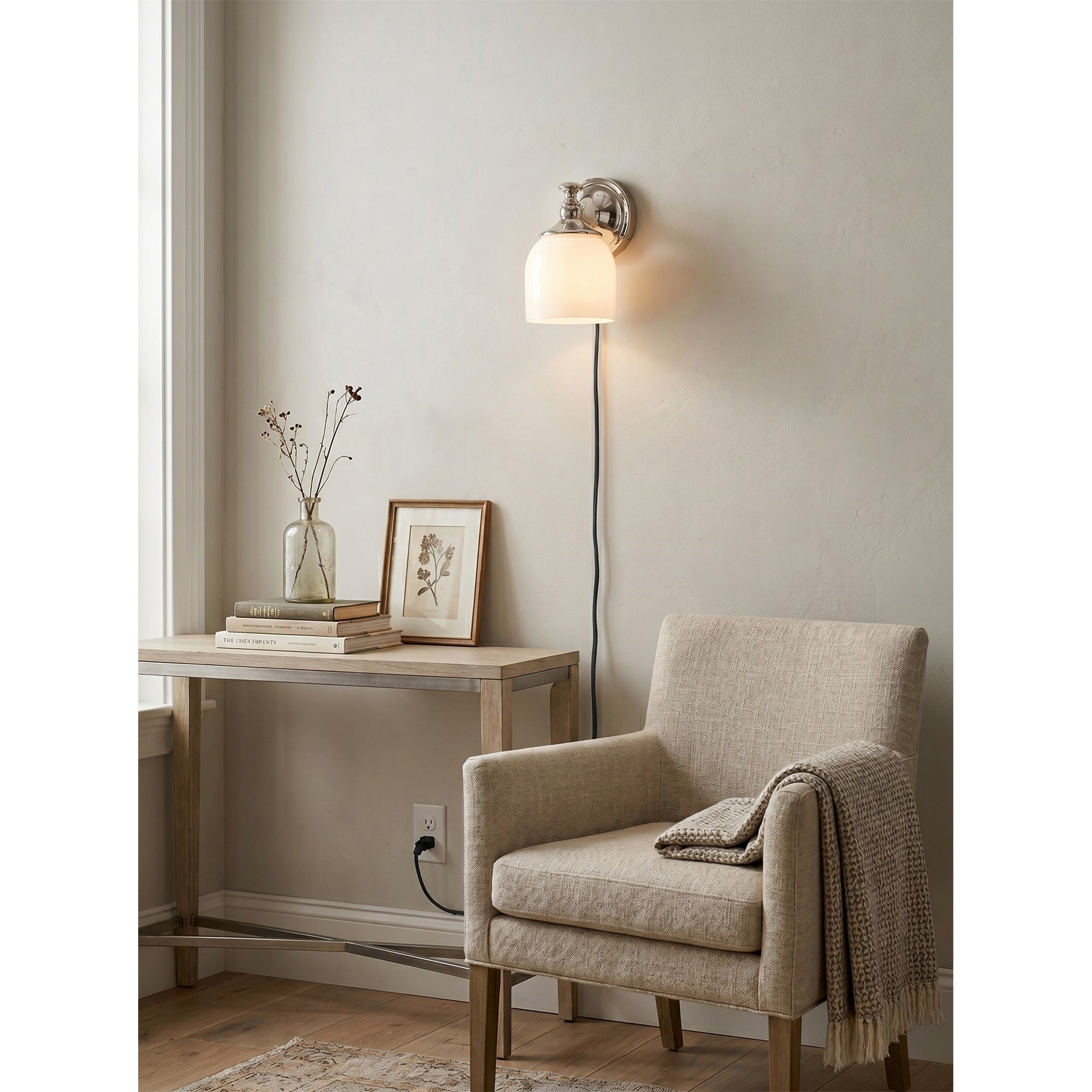 White Glass Plug-in Wall Sconce | Ormexis