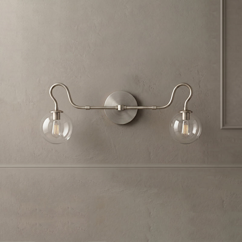 Applique murale de salle de bain à 2 lumières, en laiton et globes en verre | Ormexis