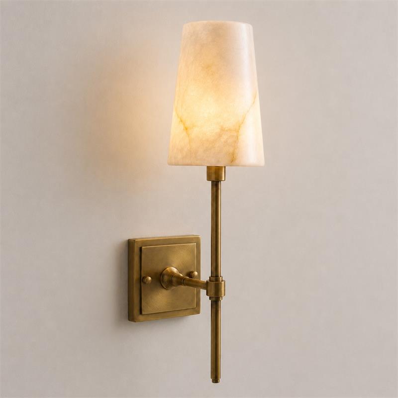 Høy vegglampe med søyle i messing og alabast | Ormexis