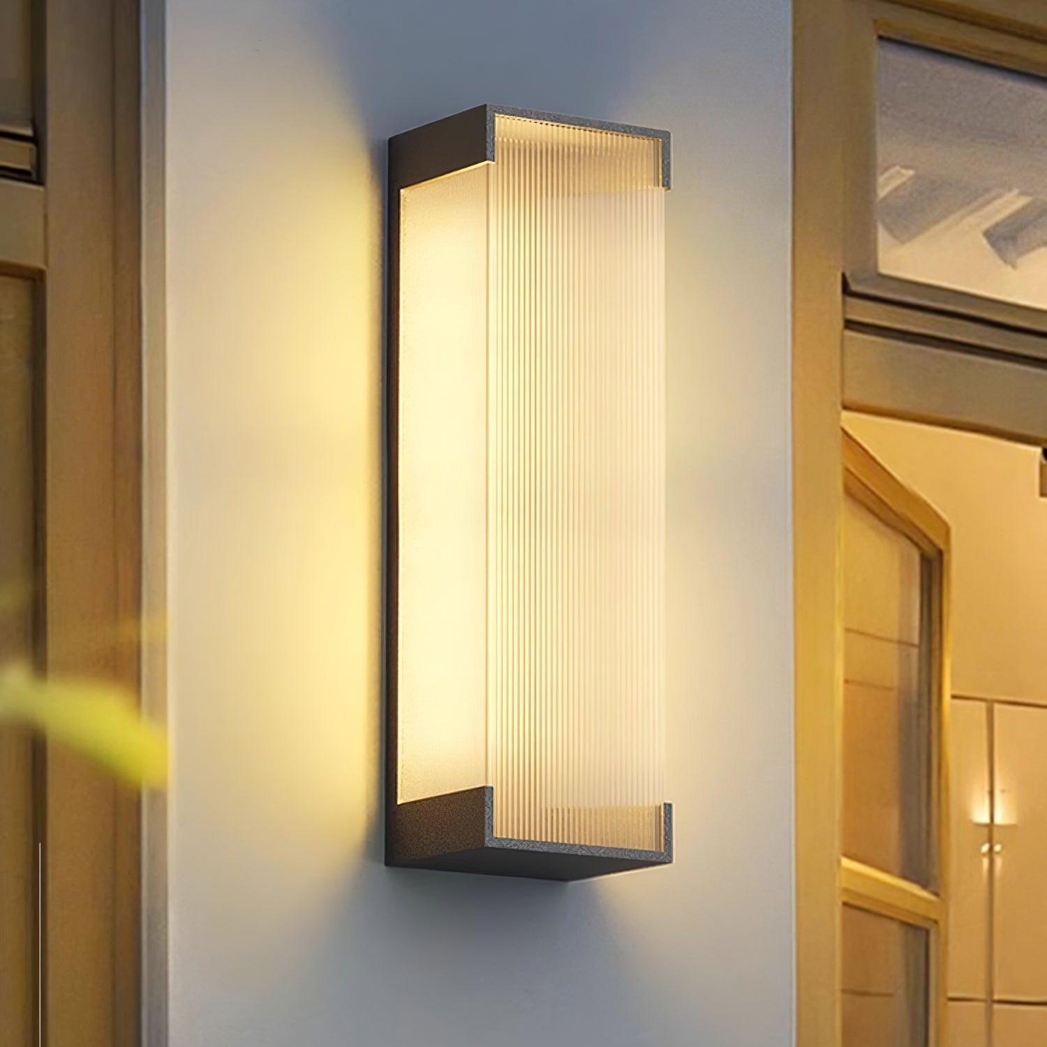 Luz de parede exterior com painel canelado | Ormexis