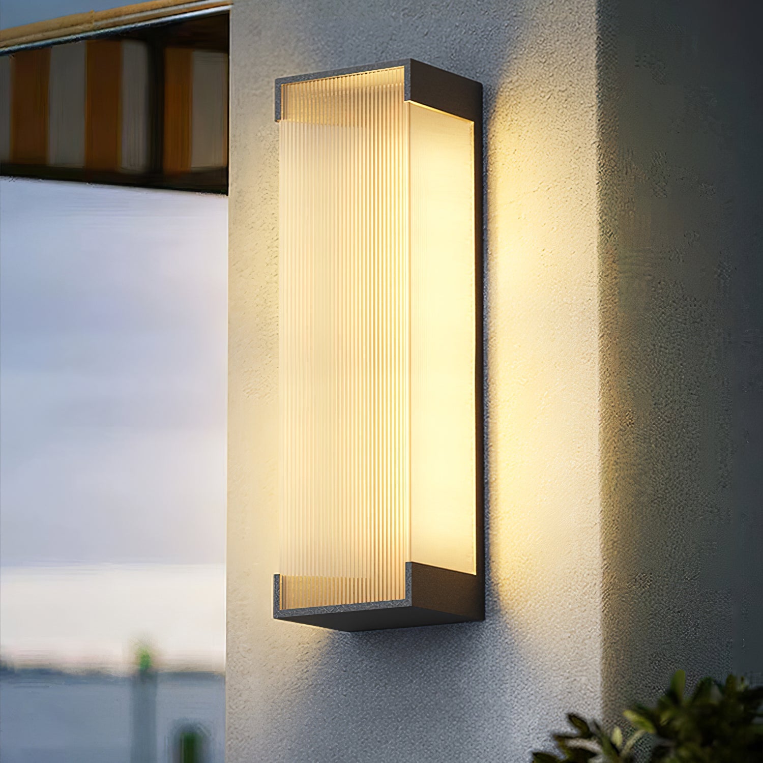 Luz de parede exterior com painel canelado | Ormexis