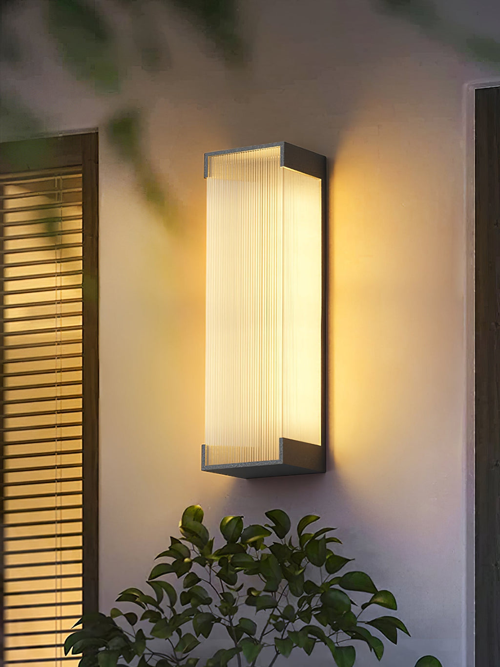 Luz de parede exterior com painel canelado | Ormexis