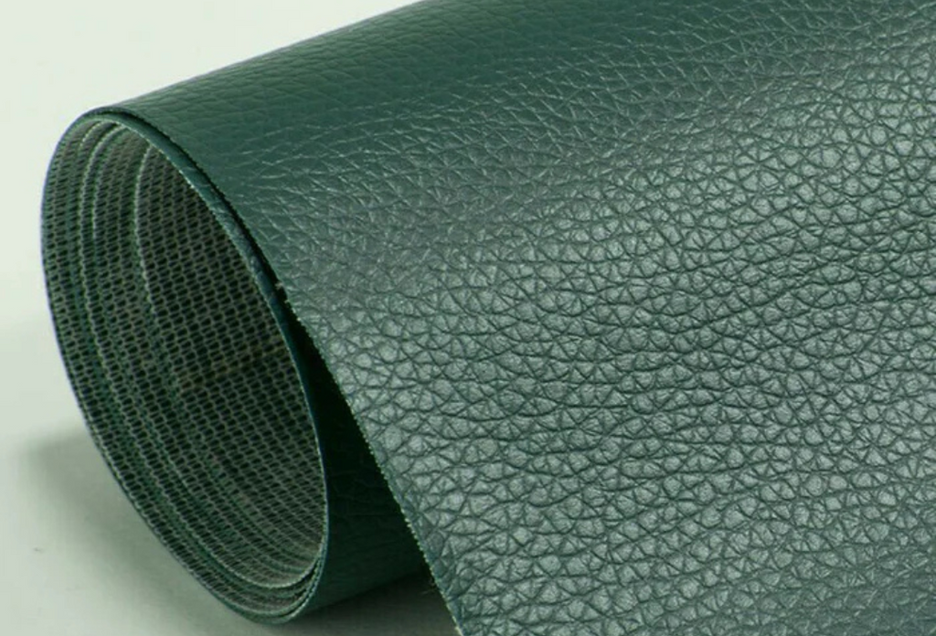 Patch de réparation auto-adhésive en cuir pour rayures et déchirures sur les meubles