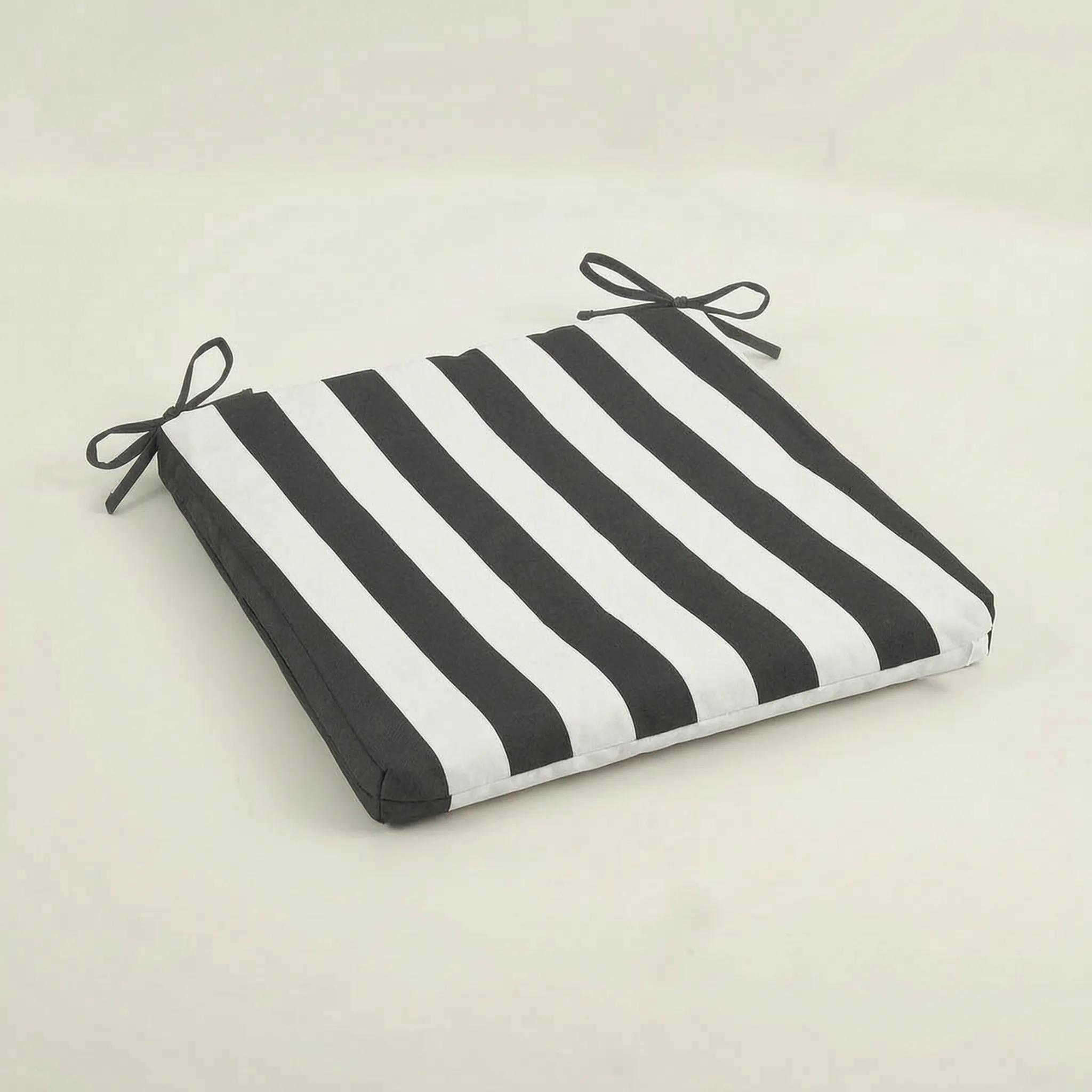 Square Garden Seat Cushion -  Outdoor Seating - Ormexis