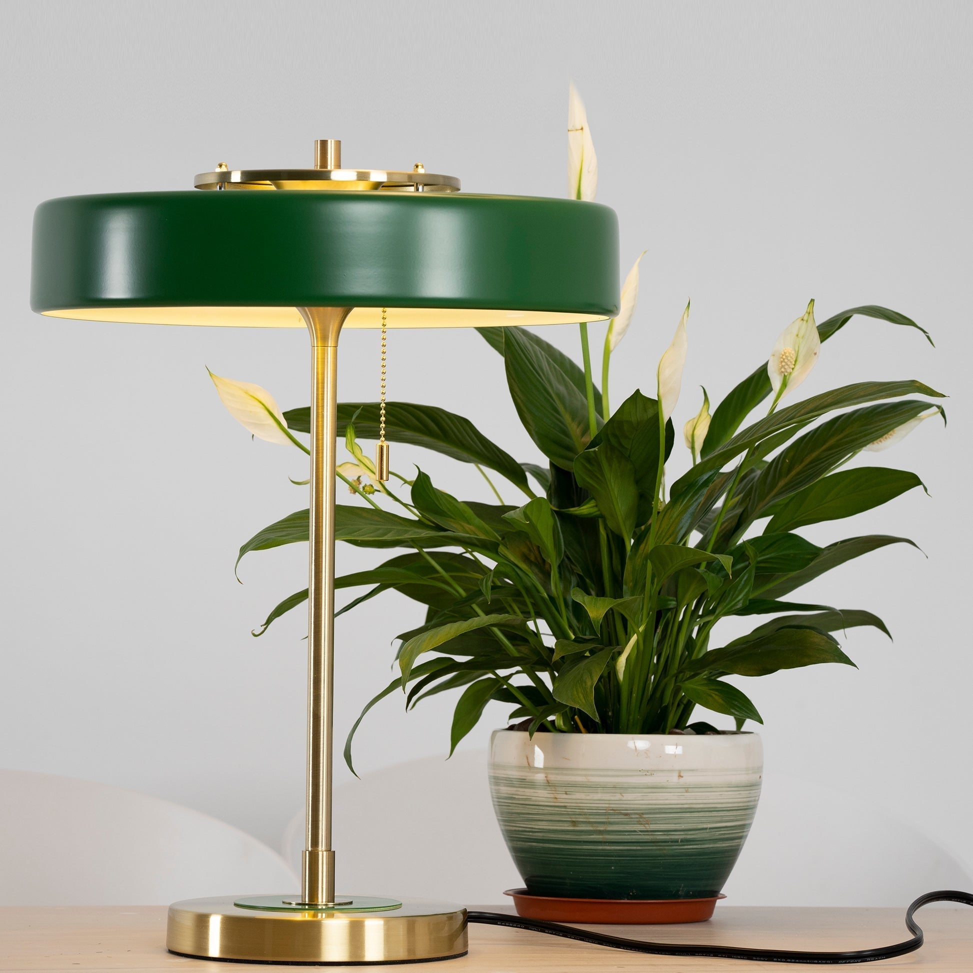 Regent Banker Table Lamp | Ormexis