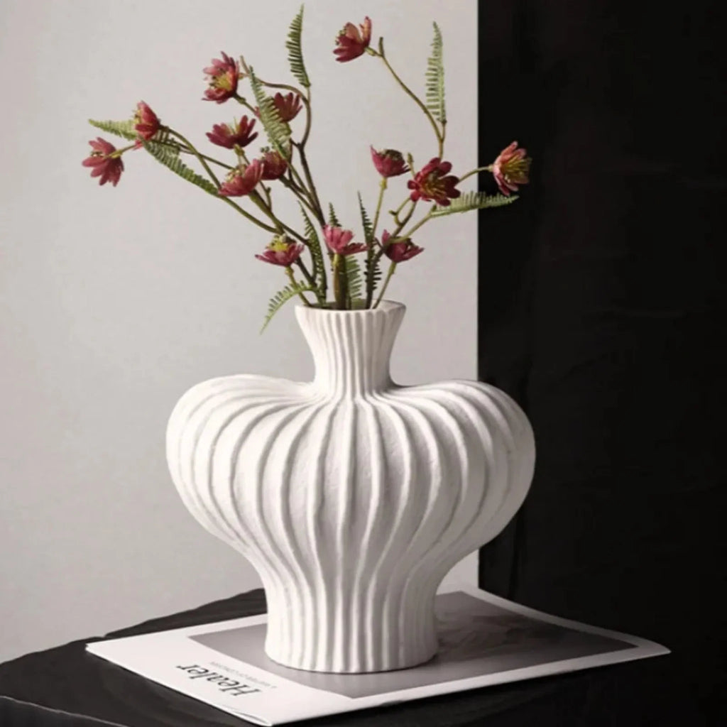 Fluted Sculptural Ceramic Vase | Ormexis