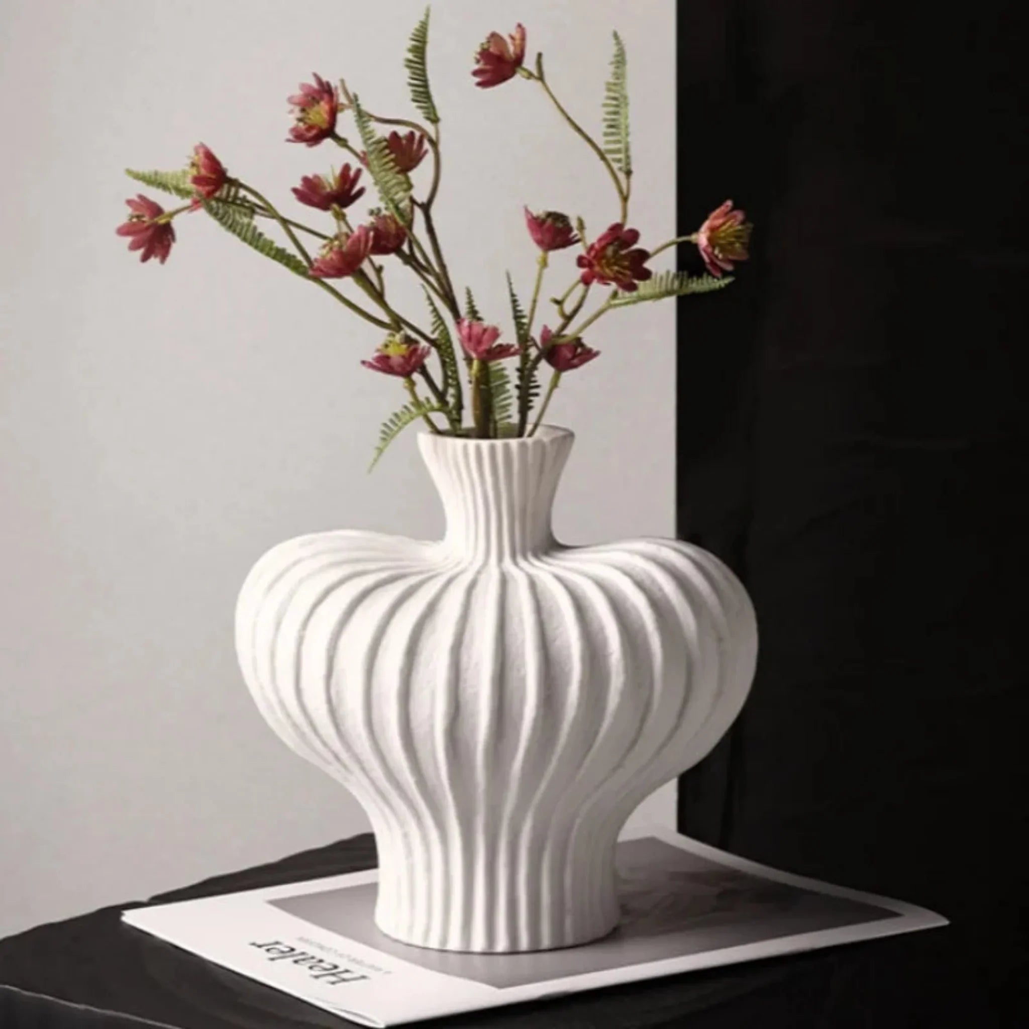 Fluted Sculptural Ceramic Vase | Ormexis
