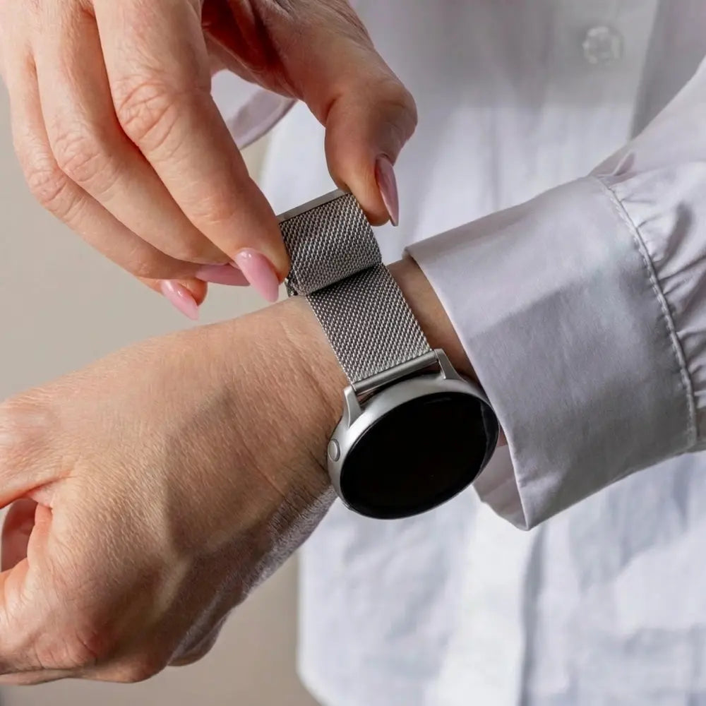 Samsung Galaxy Watch 4 40mm Prateado Bracelete Milanesa