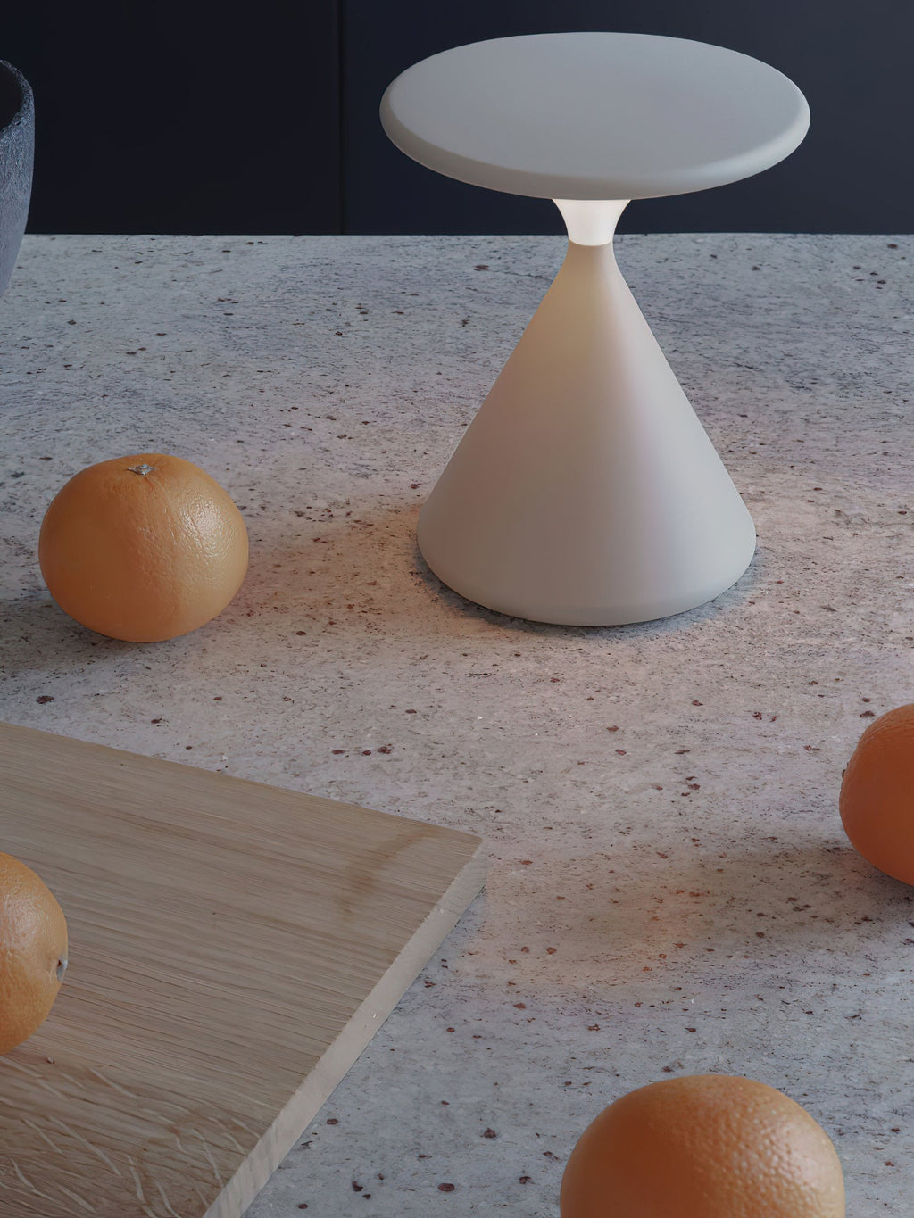 Sculptural Cone Table Lamp | Ormexis