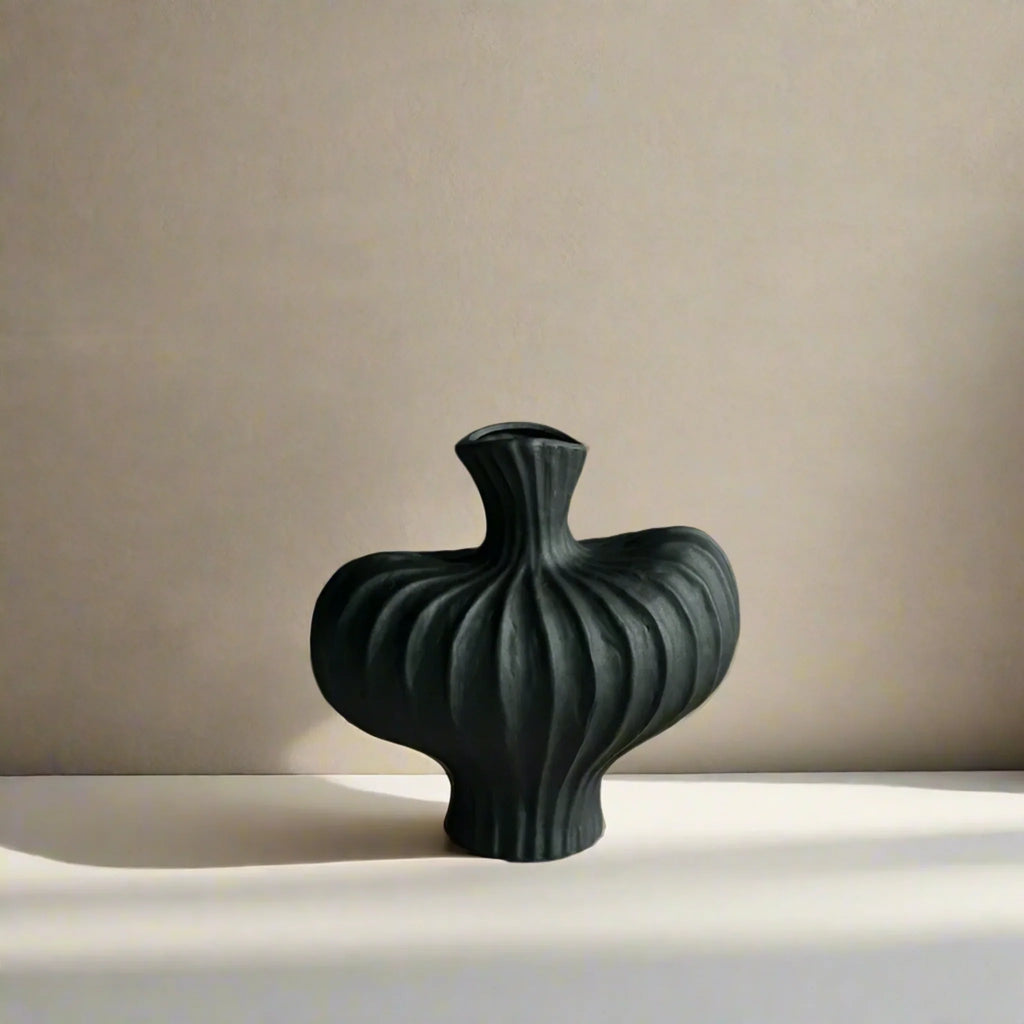 Fluted Sculptural Ceramic Vase | Ormexis