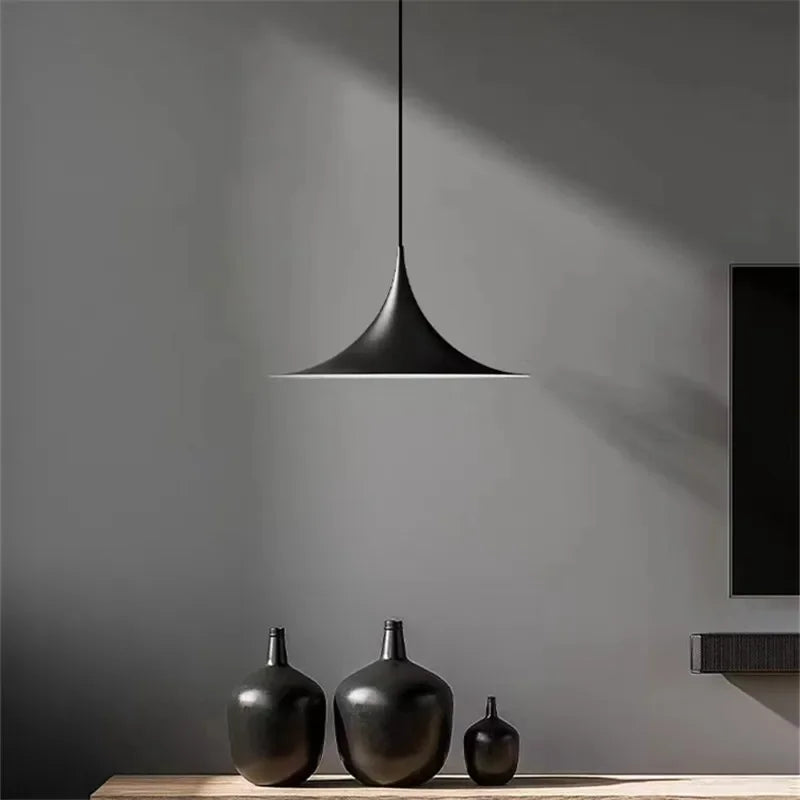 Lámpara Colgante Lumora de Estilo Nórdico Minimalista para Interiores Acogedores