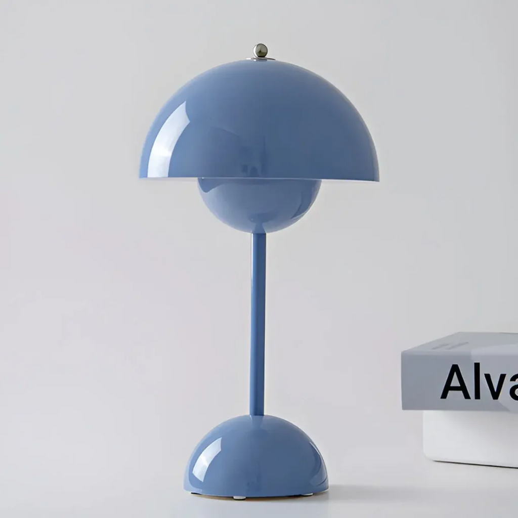 Nordische Tischlampe mit kabelloser Steuerung und dimmbarer Helligkeit