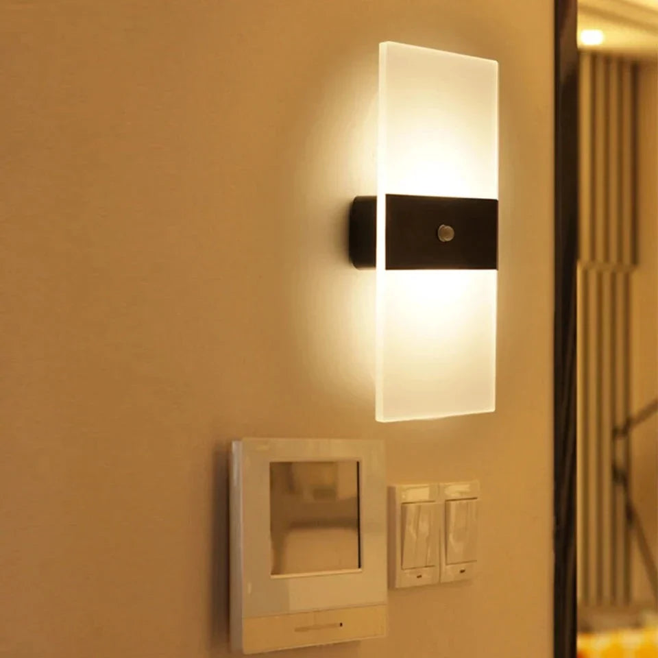 Beaumont Ambient Wall Light | Ormexis