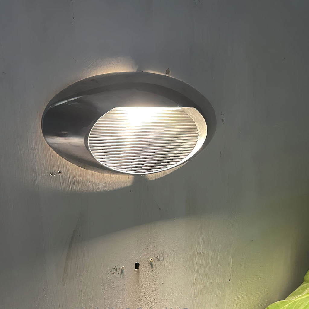 Nástěnné svítidlo Nautilus s žebrovaným designem | Ormexis