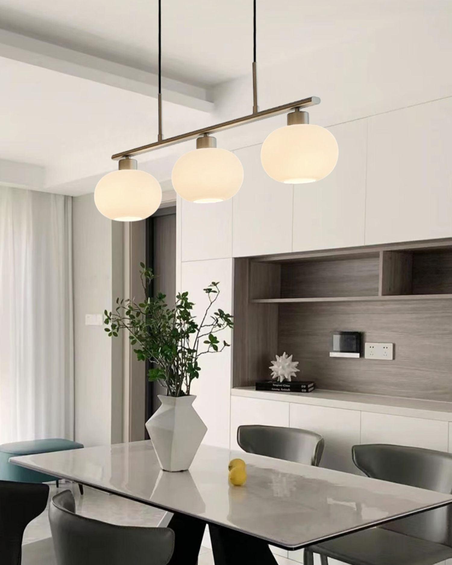 Lámpara colgante de techo contemporánea con 3 luces y globos de vidrio | Ormexis