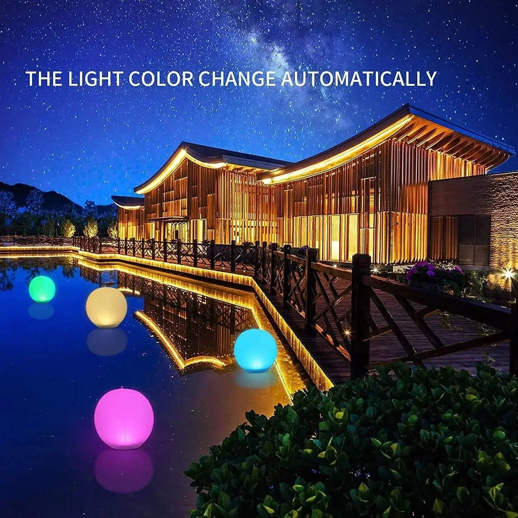 Lampada LED AeroGlobe Solar Sphere con cambio colore per piscine e giardini all'aperto