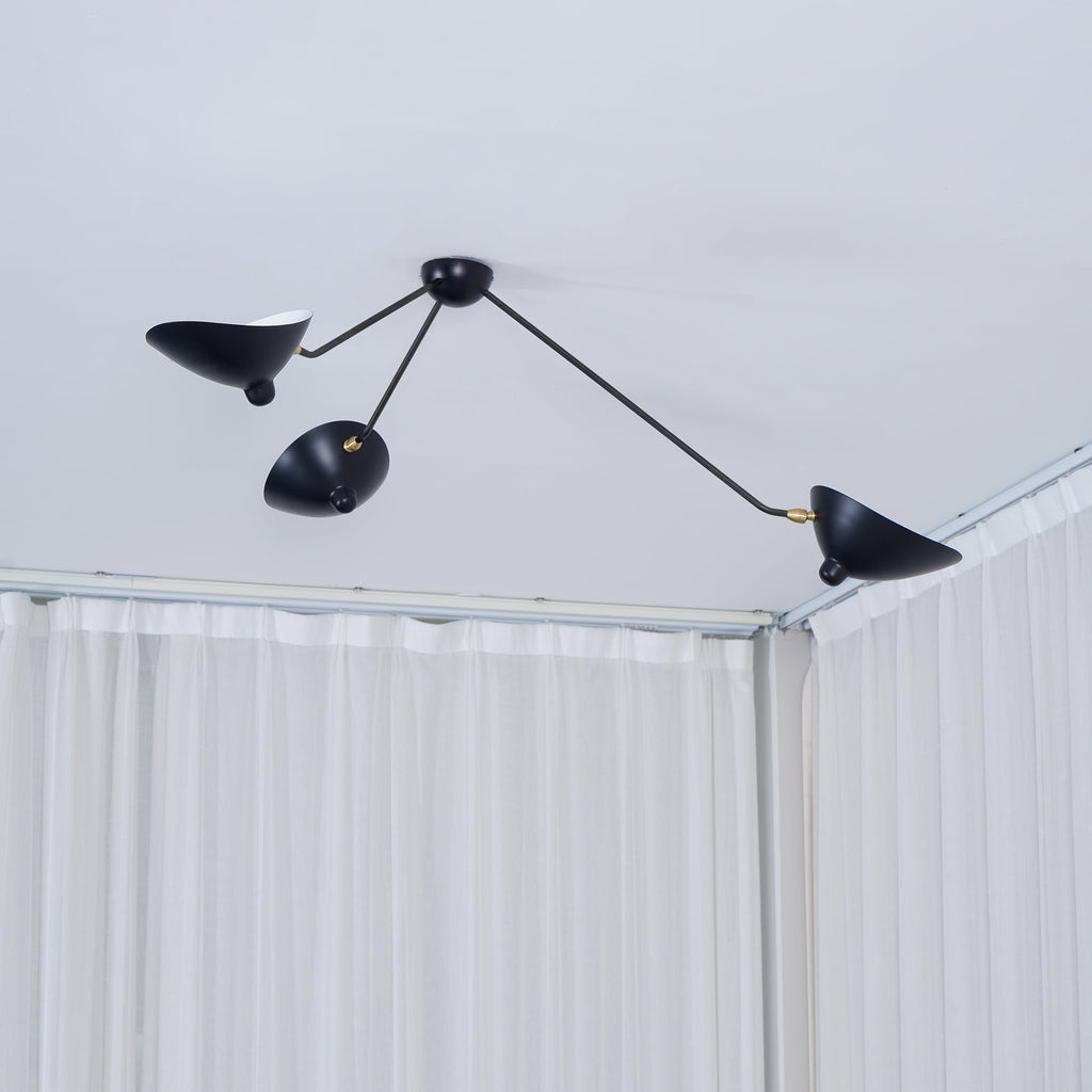 Moderne justerbar loftslampe i metal med flere arme | Ormexis