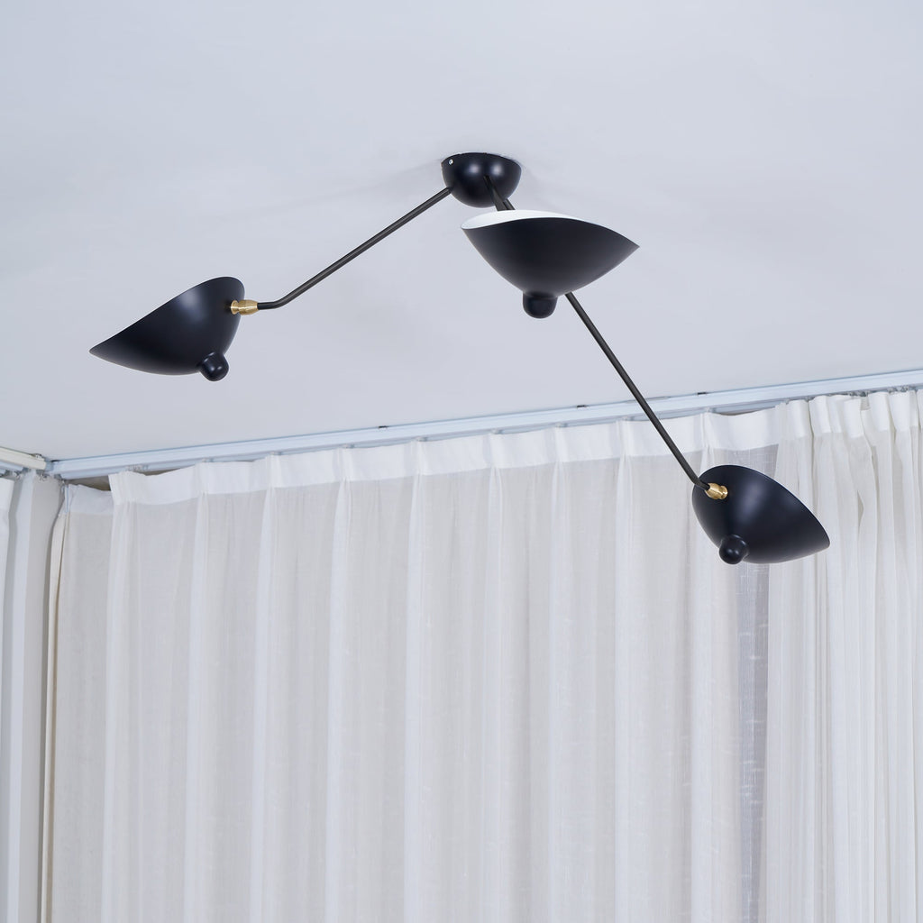 Moderne justerbar loftslampe i metal med flere arme | Ormexis