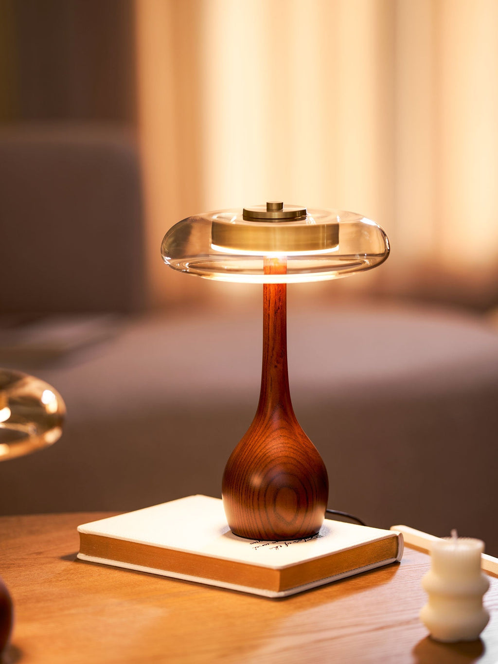 Modern Wood Table Lamp | Ormexis