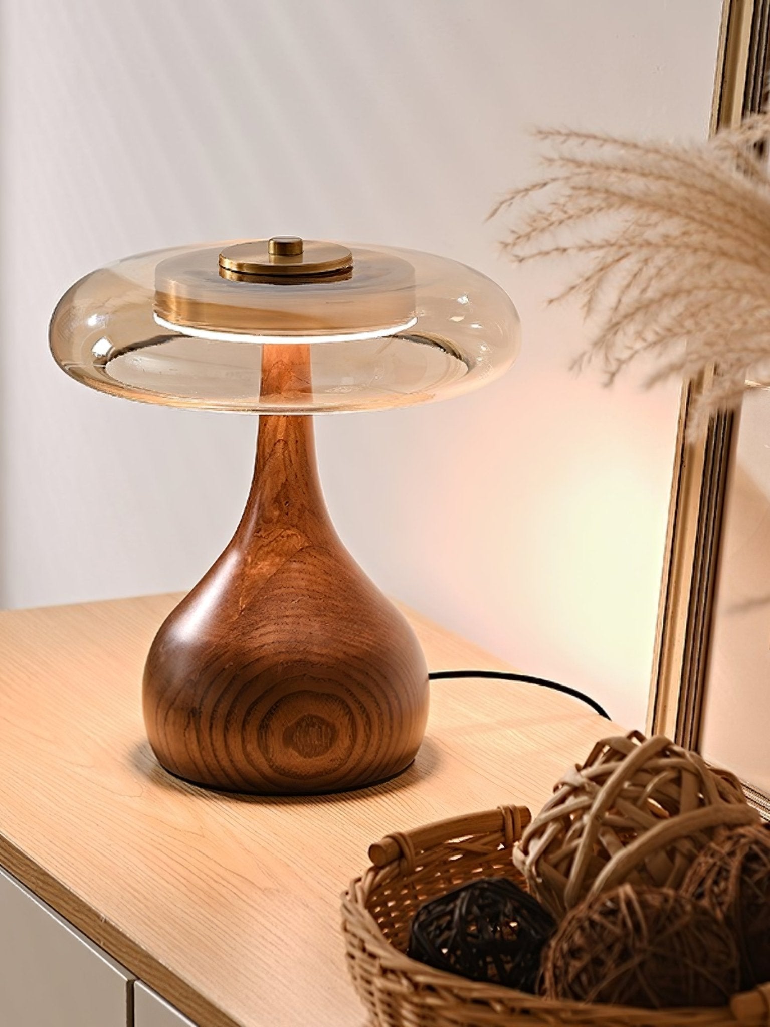 Modern Wood Table Lamp | Ormexis