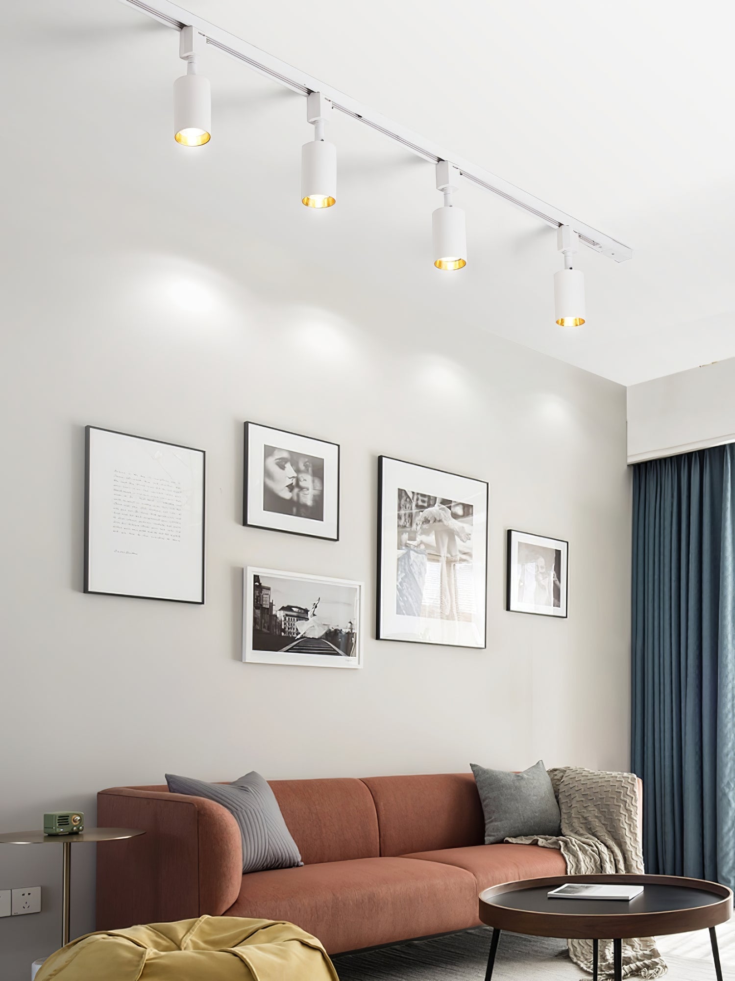 Sleek Cylinder Track Light | Ormexis