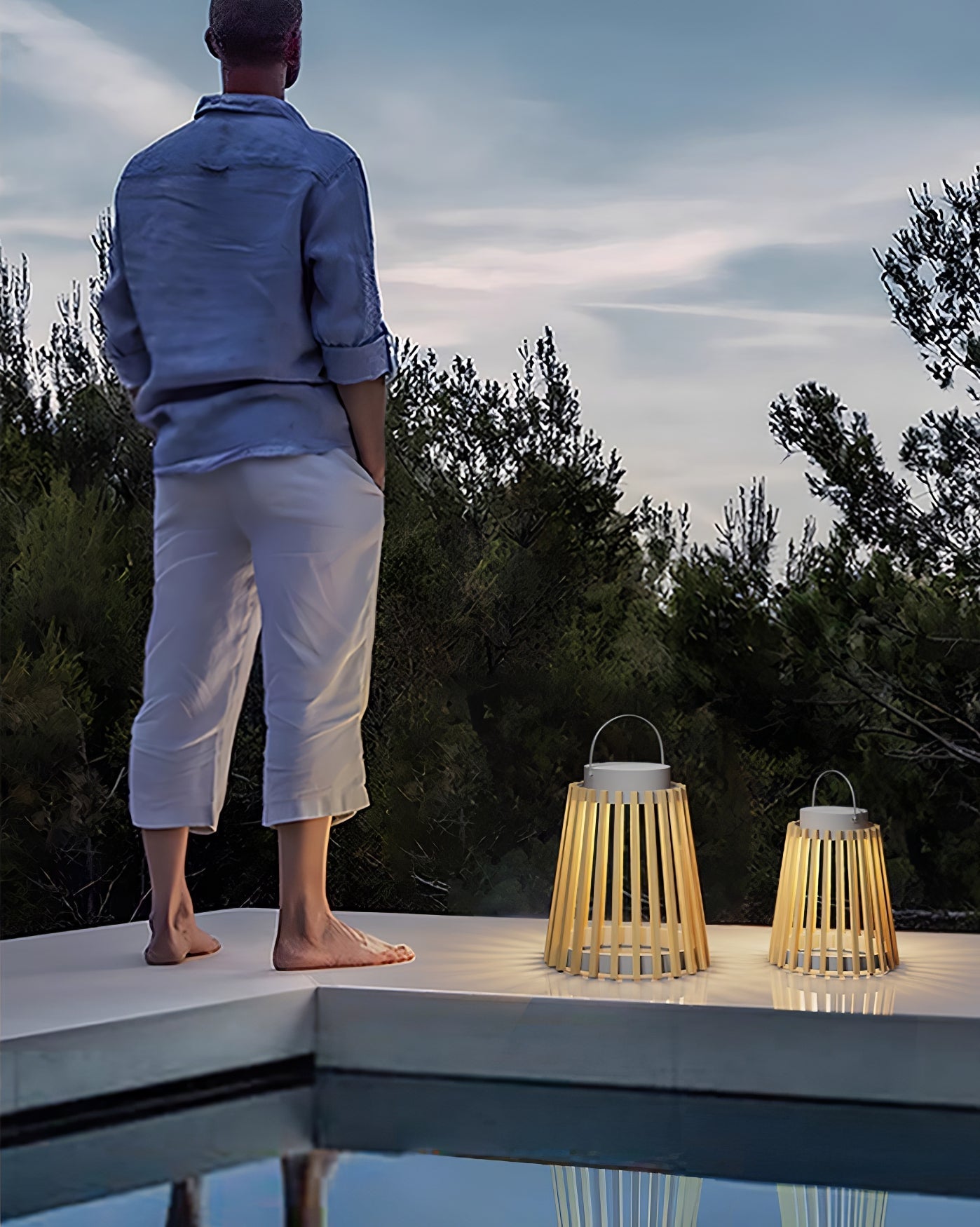 Slatted Outdoor Lantern Light | Ormexis