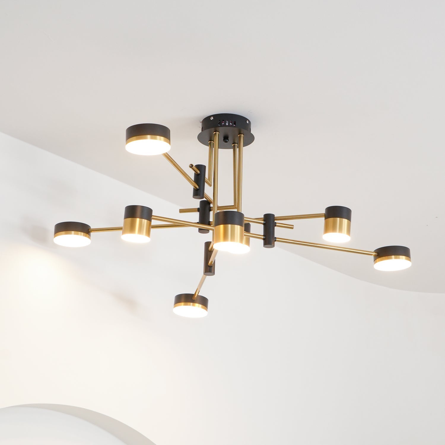 Lámpara de araña de techo industrial moderna con brazos | Ormexis