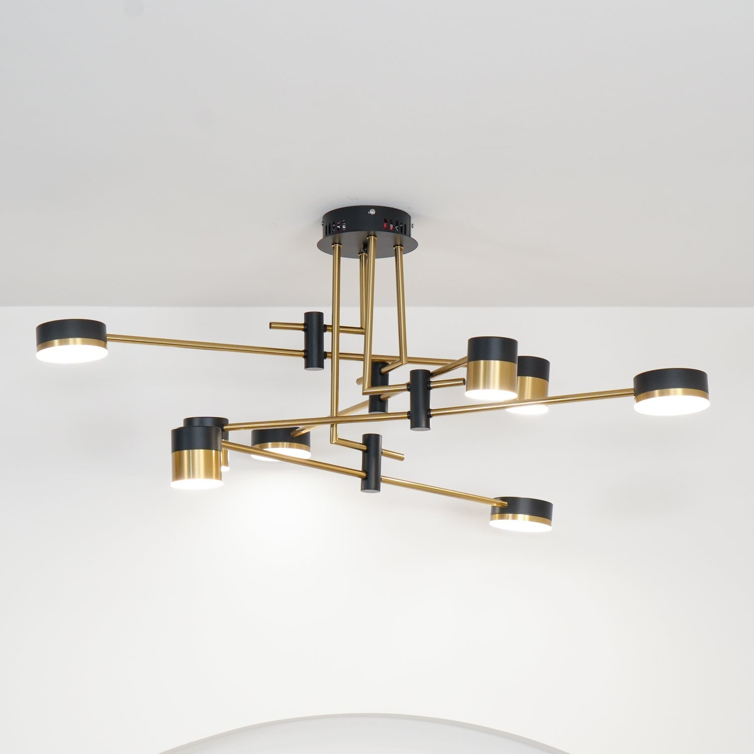 Lámpara de araña de techo industrial moderna con brazos | Ormexis